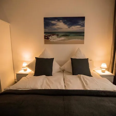 Leo * Βερολίνο