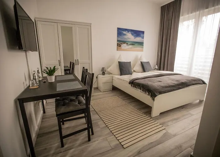 بيت ضيافة Leo برلين